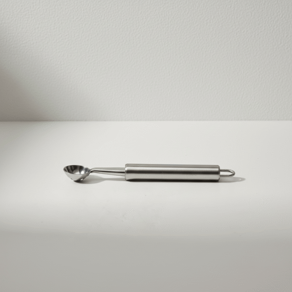 18.5 cm Fruit Scooper with Round Tube Handle – Modern Essential for Effortless Serving | Mint LB